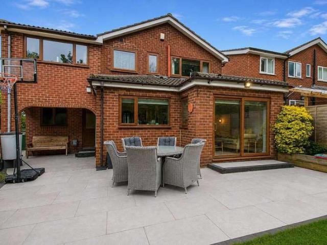 House for sale in Ossett, West Yorkshire