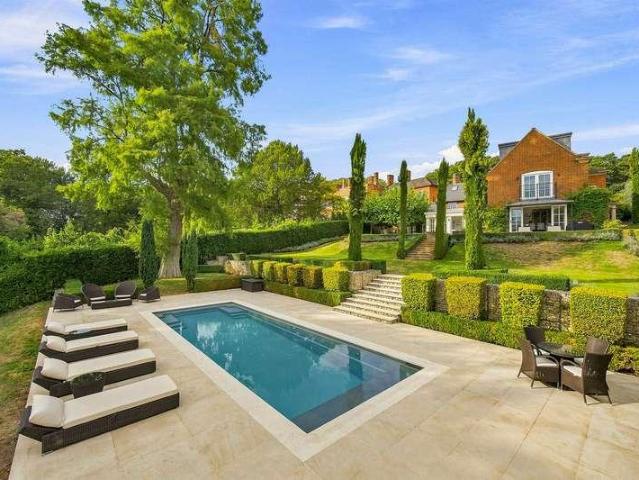 House for sale in Farley Hill