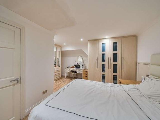 House for sale in Greater London