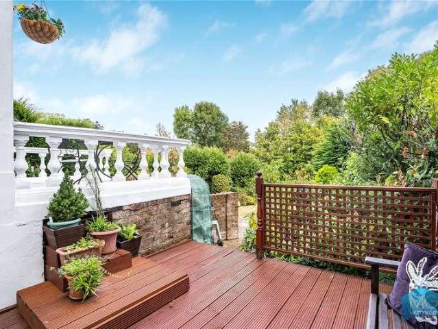 House for sale in Edmonton, Greater London