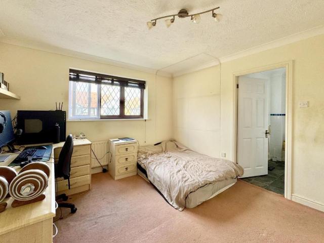 House for sale in Alder Hills, Poole