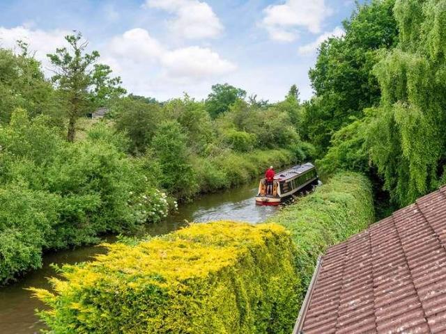 House for sale in Hockley Heath, West Midlands