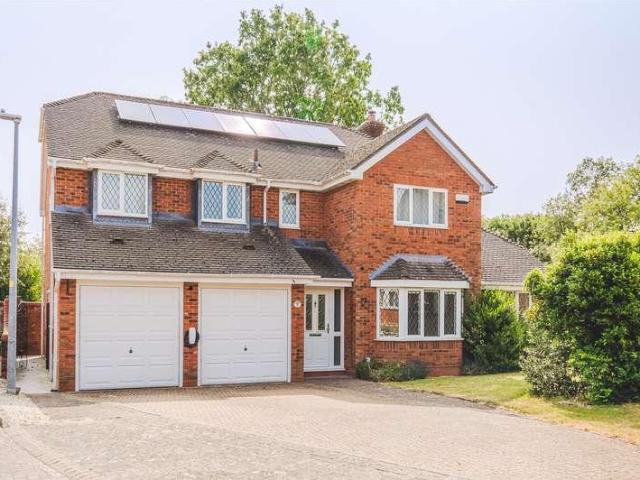 House for sale in Peatmoor, Swindon