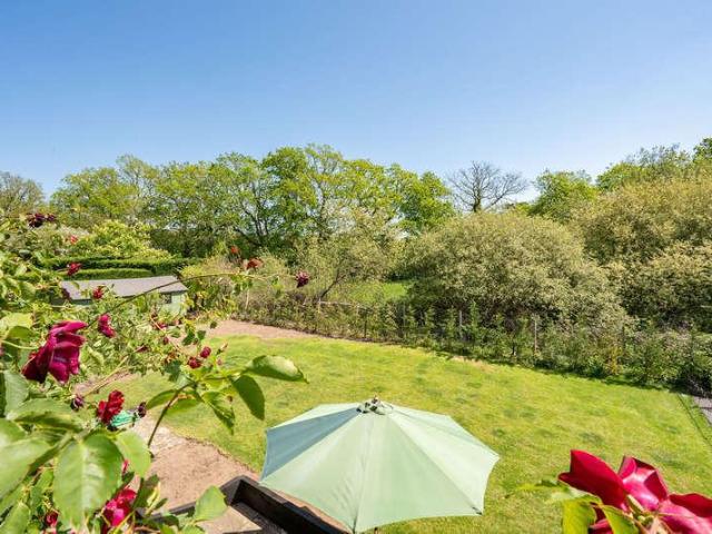 House for sale in Horsham, West Sussex