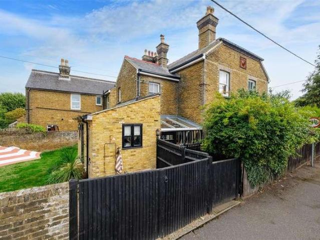 House for sale in Macknade, Oad Street