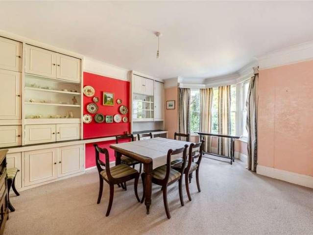 House for sale in Horsell, Woking