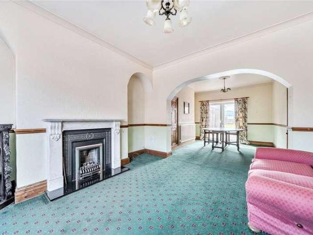 House for sale in Welshpool, Wales