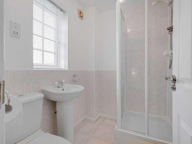House for sale in Kingsmead, Shenley Brook End