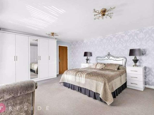 House for sale in Bagslate Moor, Burnedge