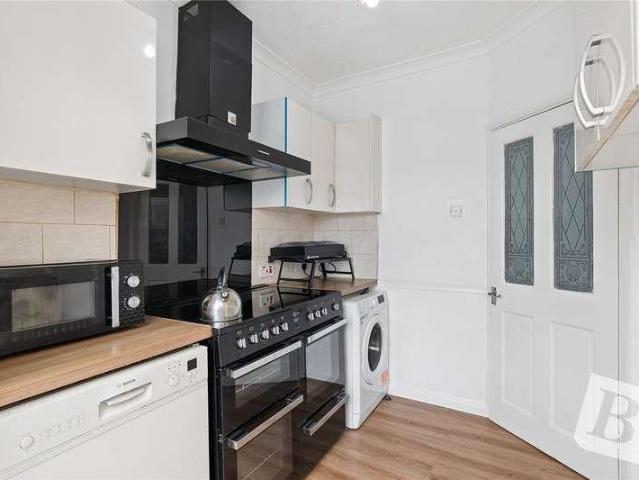 House for sale in Marks Gate, Greater London