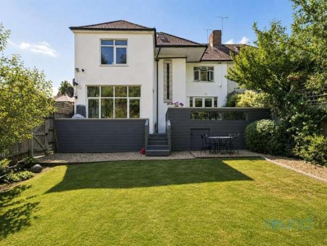 House for sale in Hendon, Greater London