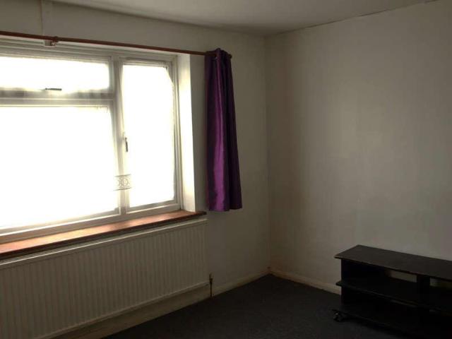 House for sale in Wealdstone, Greater London