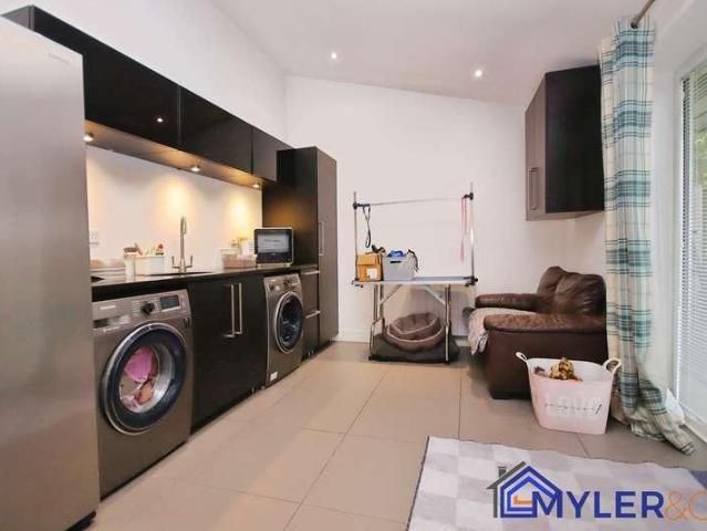 House for sale in Farnworth, Widnes