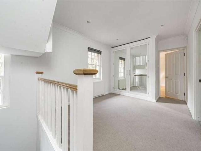 House for sale in Greater London