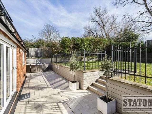 House for sale in South Mimms and Ridge, South Mimms