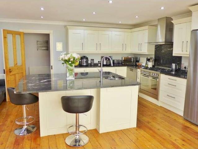 House for sale in Coates, Four Gotes