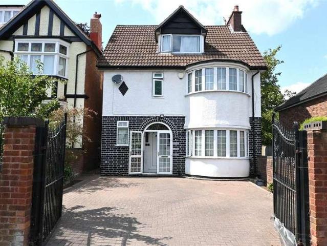 House for sale in Wake Green, West Midlands