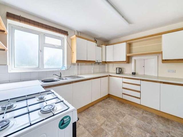 House for sale in Dunstable, Bedfordshire