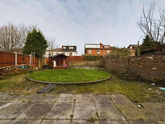 House for sale in Birkenhead, Egerton Park
