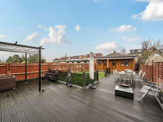 House for sale in Greater London