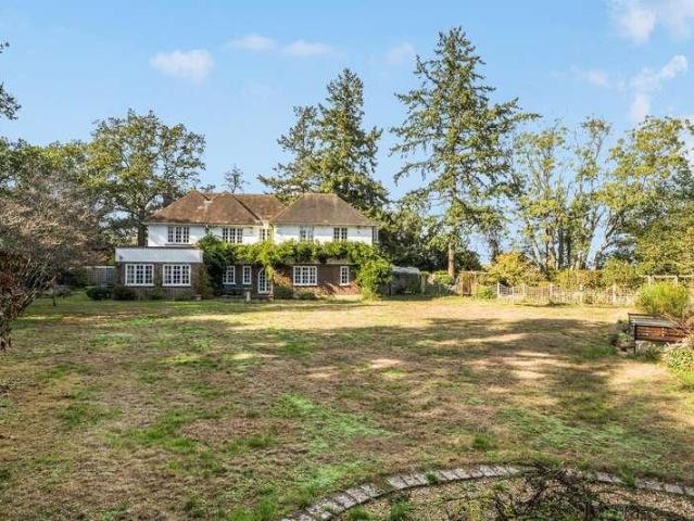 House for sale in London Borough of Bromley, Greater London