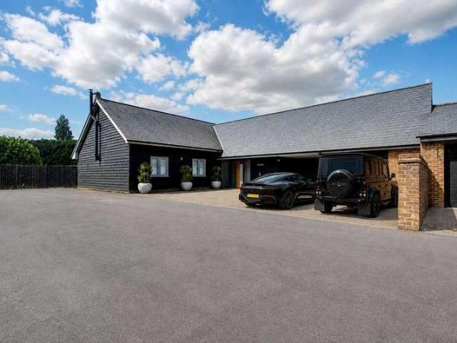 House for sale in New Mill, Dacorum