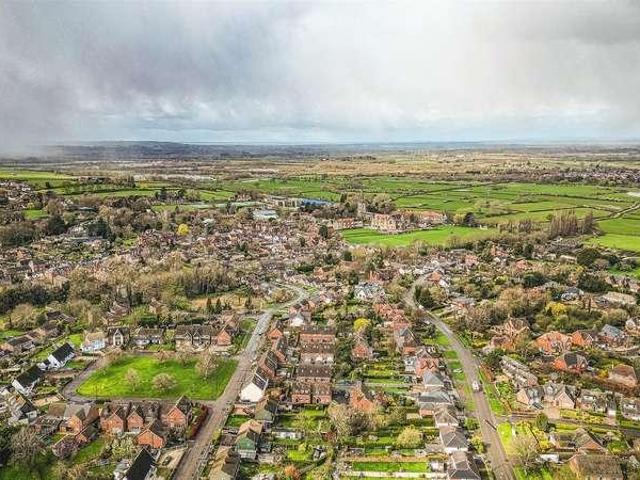 House for sale in Egginton, East Midlands