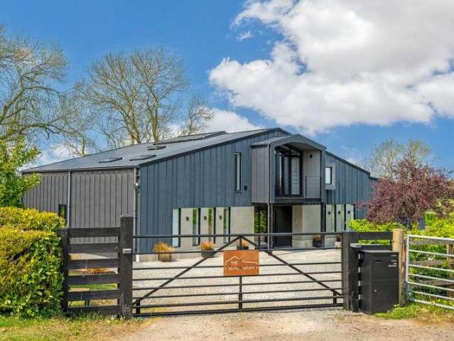 House for sale in New Bilton, Warwickshire