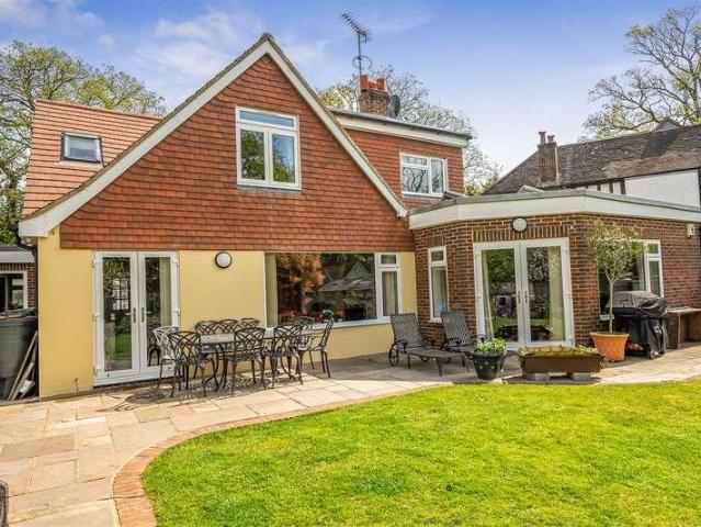 House for sale in Storrington and Sullington, Horsham