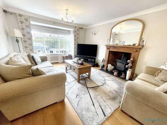 House for sale in Monkspath, West Midlands