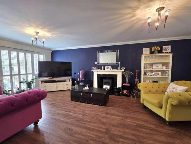 House for sale in Chipping Hill, Essex