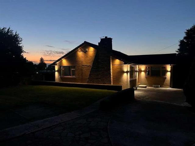House for sale in Rotherham, Thrybergh