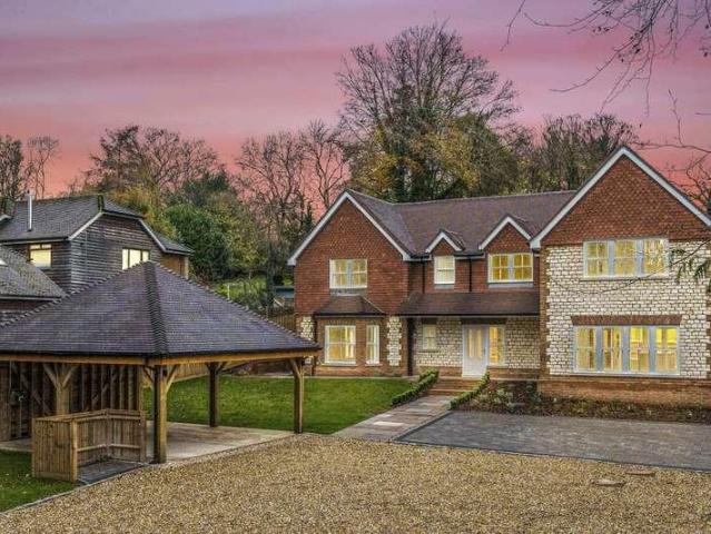 House for sale in Bolton Low Houses, Hampshire