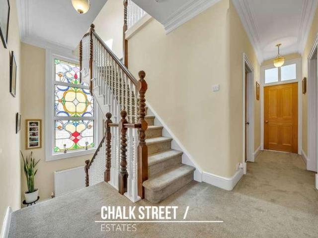 House for sale in Hornchurch, Greater London