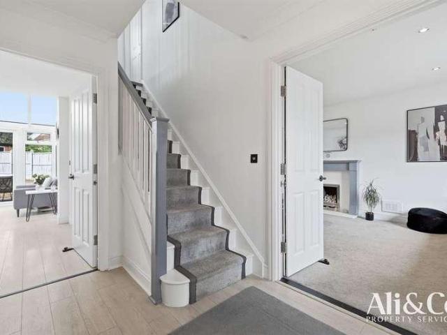 House for sale in South Ockendon, Essex