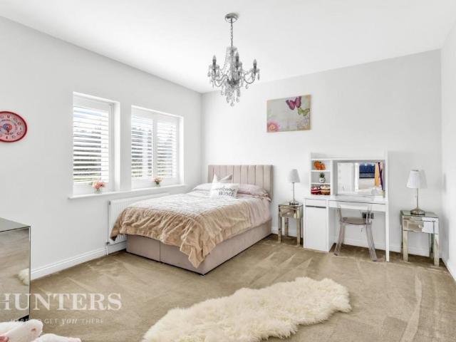 House for sale in Wardle, Burnedge