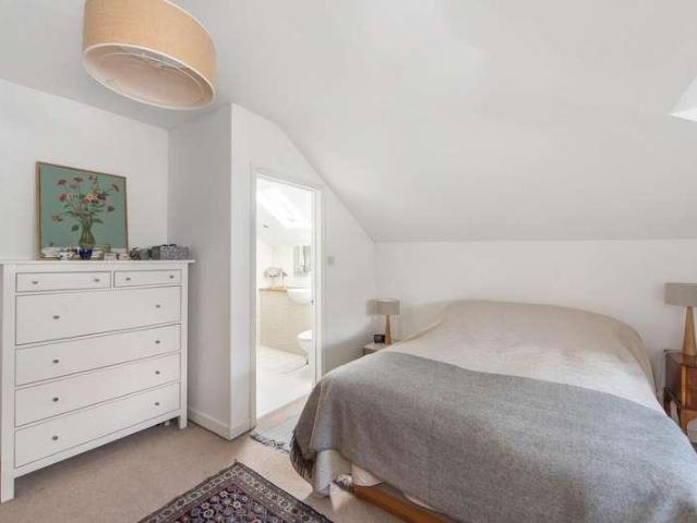 House for sale in Lower Sydenham, Greater London