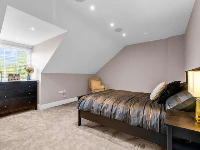 House for sale in Hertford, Colliers End