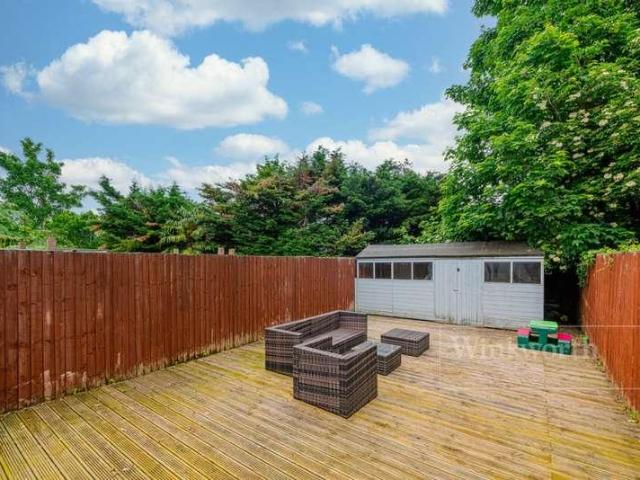 House for sale in Harlesden, Greater London