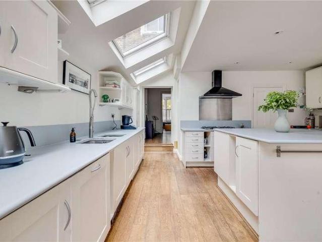 House for sale in Fulham, London