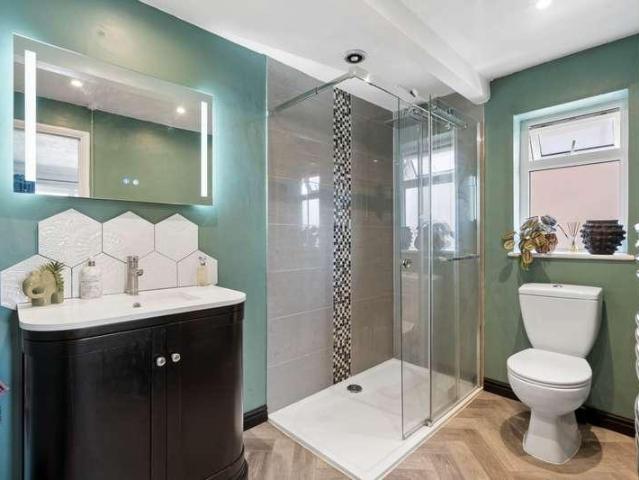 House for sale in Aston Clinton, Buckinghamshire