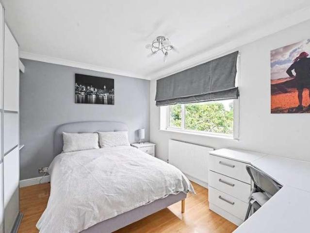 House for sale in Broughton, Aylesbury
