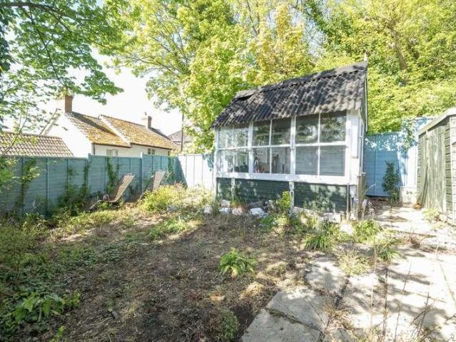 House for sale in Axmouth, Budlake