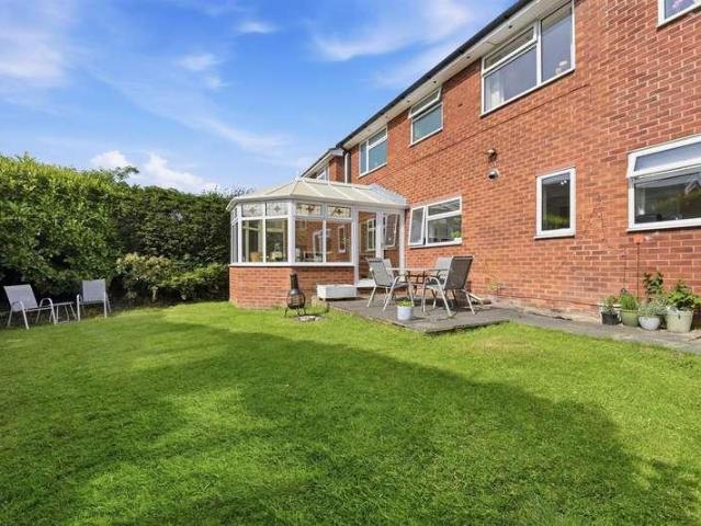 House for sale in Upton Priory, Macclesfield