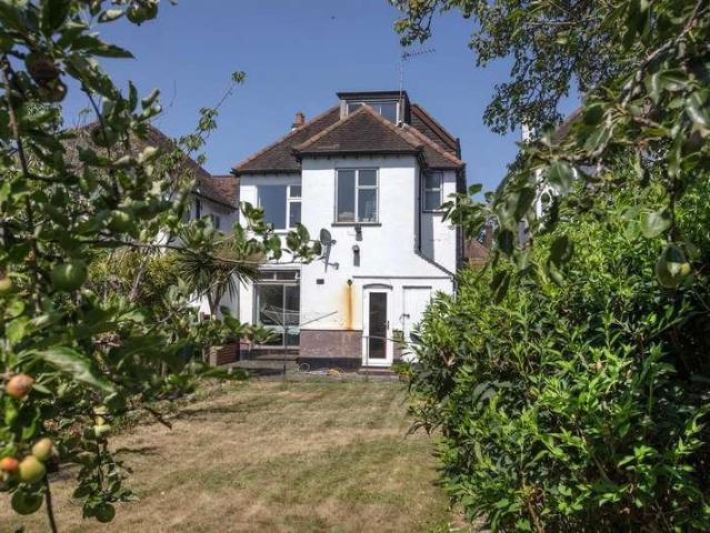 House for sale in Herne Hill, Greater London
