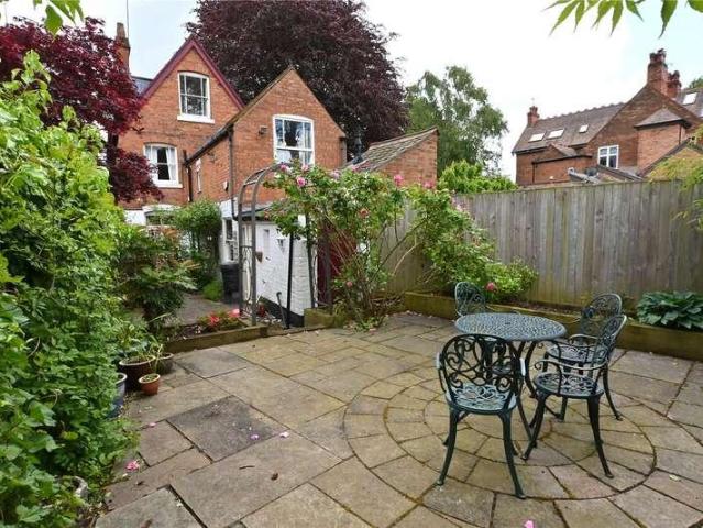 House for sale in Kings Heath, Wake Green
