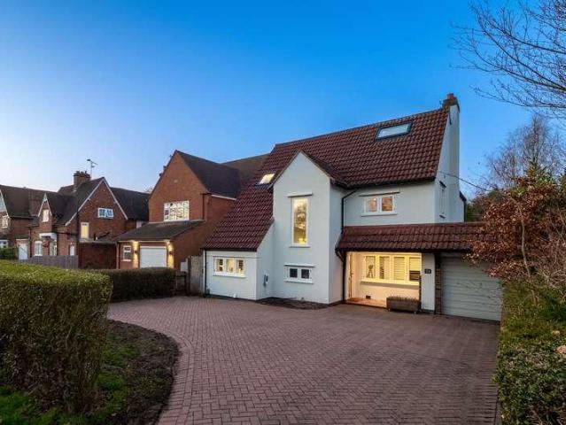 House for sale in Green Close, Warwickshire