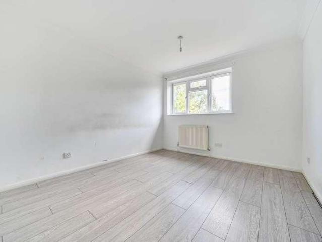 House for sale in Bedford