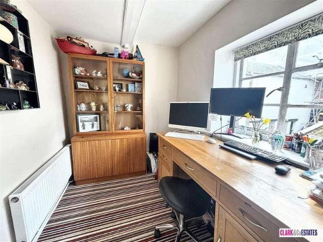 House for sale in Watergate, Devon