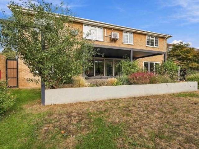 House for sale in London Borough of Redbridge, Greater London